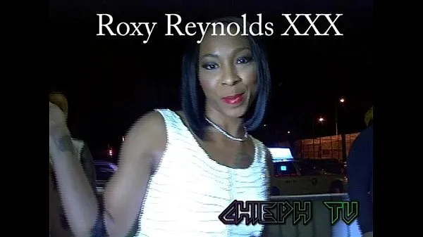 Hot Porn Star ROXY RENOLDS Shows us the Goodies Sub 0 World Uncut new Videos