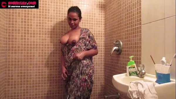 Hot Indian Amateur Babes Lily Masturbation Sex In Shower วิดีโอใหม่