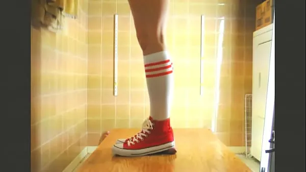 Hot com 3054099 cum under my converse again and socks....and barefeet 720p new Videos