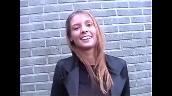 Vroči Flemish Stephanie fucked in a car (Belgian Stephanie fucked in carnovi videoposnetki