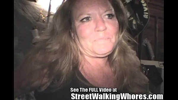 Heiße Prostituierte gibt Barfing Blowjob neue Videos