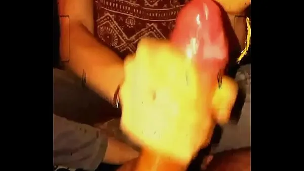 Hotte Red Plays in Cum Explosion nye videoer