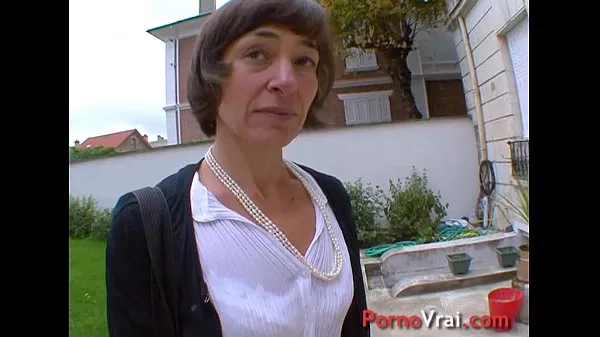 Vroči r. porn deceived by her husband with his secretary! French amateurnovi videoposnetki