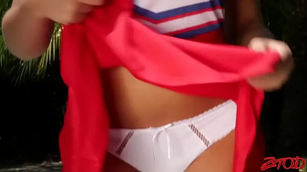 Bubble Butt Cheerleader Creampied Video baharu hangat