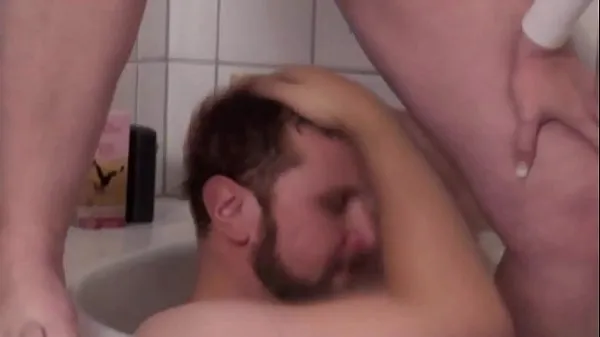 Hot Pissing Austria Trailer new Videos