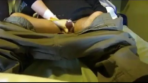 Nurse jacking off for TETRAPLEGICO Video baru yang populer