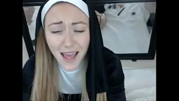Népszerű nun halloween cosplay camSlut masturbating at új videó