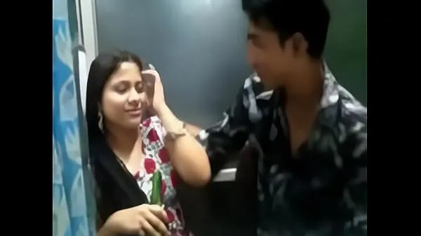 مشہور Desi Couples نئے ویڈیوز
