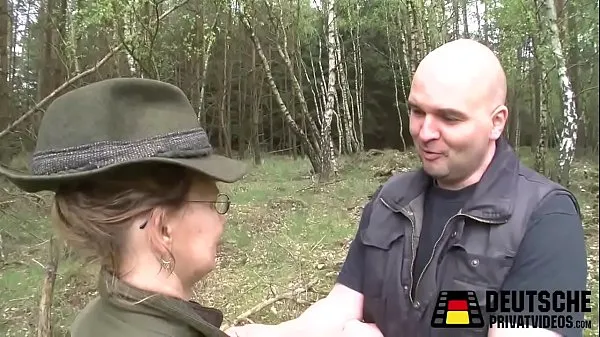 Žhavá Working in the forest nová videa