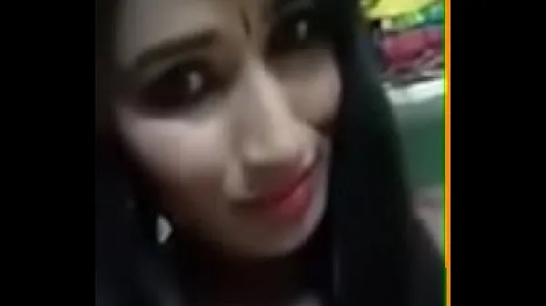 Populära Hot Desi indian shweta showing boobs to her bf mms nya videor