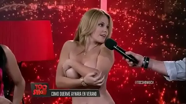 Aynara nos revela su sexy cuerpo Video baru yang populer