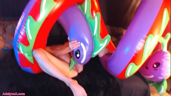 हॉट AdalynnX - Inflatable Hydra Fun नए वीडियो