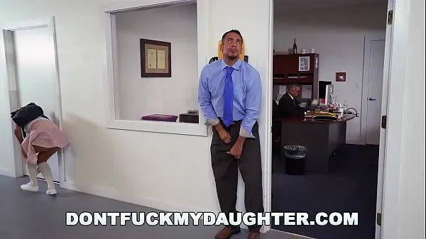 DON'T FUCK MY step DAUGHTER - Bring step Daughter to Work Day ith Victoria Valencia Video baharu hangat