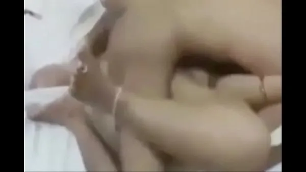 Populære BN's Shahidul fuck real mom Farida in reality nye videoer