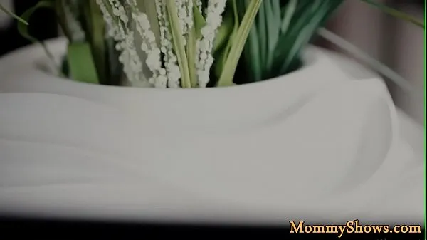 مشہور Threeway loving lesbian stepmom gets pleased نئے ویڈیوز