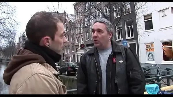 Népszerű Lewd old boy goes amsterdam új videó