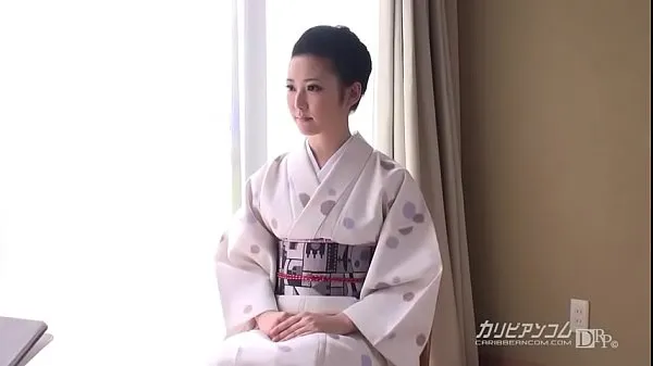 حار The hospitality of the young proprietress-You came to Japan for Nani-Yui Watanabe مقاطع فيديو جديدة