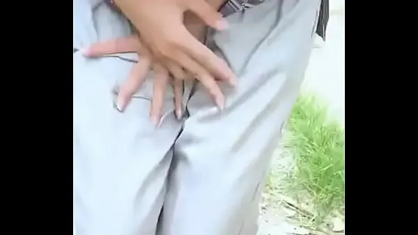 Video nóng Poor Chick Peed Her Pants mới