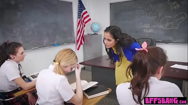 Lesbian teen BFFs fingering their hot tied teacher Video baharu hangat