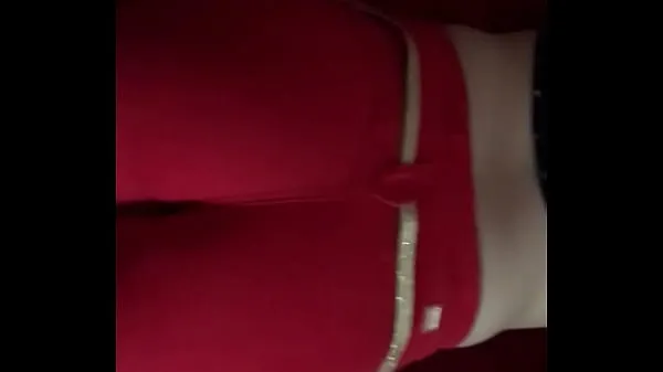 Populárne Red pants nové videá