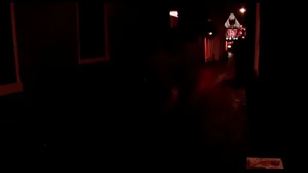 Žhavá Horny old fellow takes a tour in amsterdam's redlight district nová videa