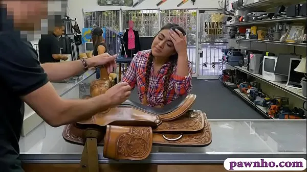 Hotte Country girl gets asshole boned by horny pawnshop owner nye videoer