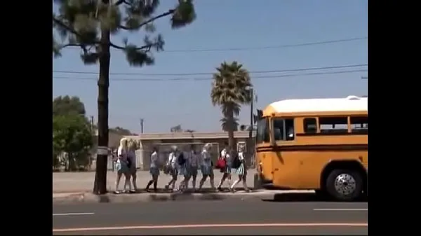 Népszerű Blonde Groped to Orgasm on Bus új videó