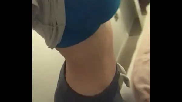 مشہور 46" ass flexing those cheeks Massive Tits نئے ویڈیوز