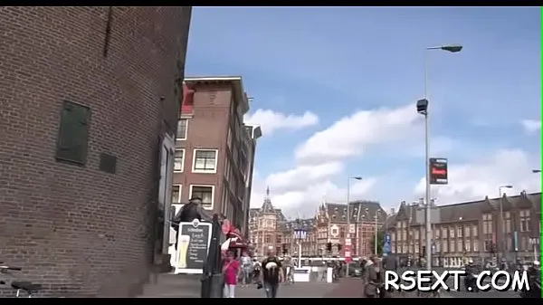 Populære Aged dude takes a tour to visit the amsterdam prostitutes nye videoer