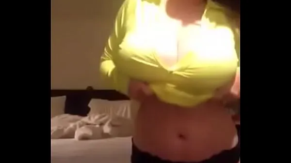Hot busty blonde showing her juicy tits off Video baru yang populer