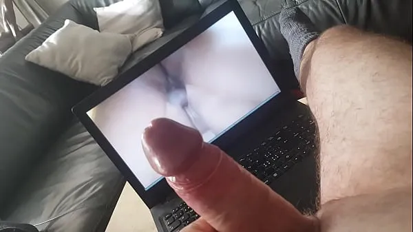 Hot Getting hot, watching porn videos วิดีโอใหม่