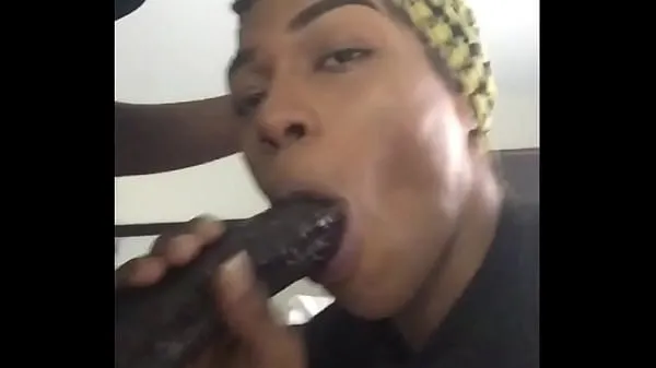 Populære I can swallow ANY SIZE ..challenge me!” - LibraLuve Swallowing 12" of Big Black Dick nye videoer