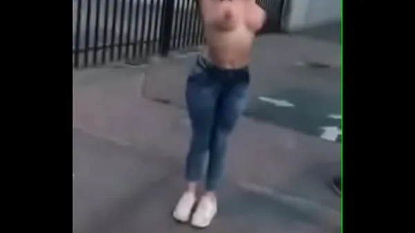 Hotte Exquisite Latina with a lot of heat on the street nye videoer