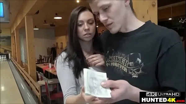 Hot Reluctant Teen Fucks Stranger For Cash While Boyfriend Watches new Videos