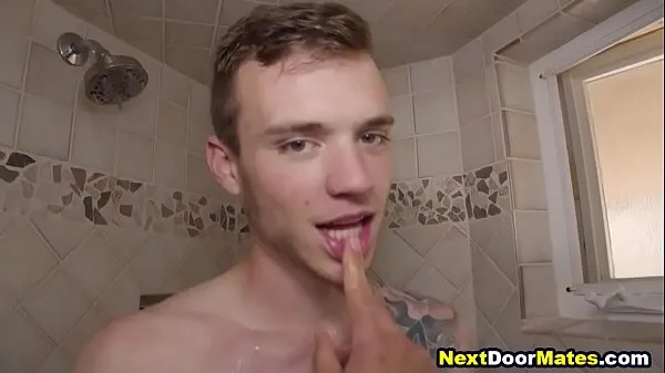 Populære Fucking my straight step brothers virgin asshole - first time gay sex nye videoer