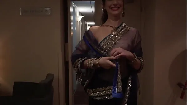 Καυτά naked walk in hotel by Bollywood actress and caught by guest νέα βίντεο