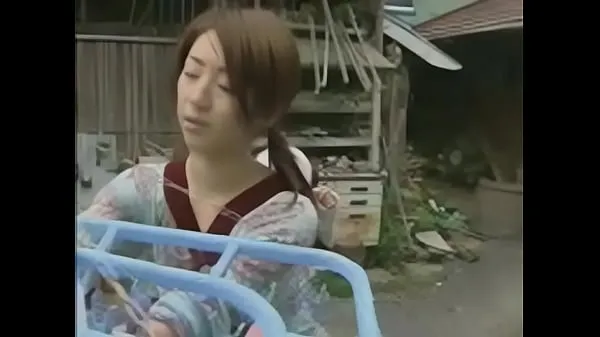 Hot Japanese Young Horny House Wife วิดีโอใหม่