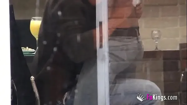 Hotte Spying my hot neighbour fucking through her window nye videoer