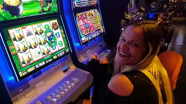 Hot I gave pussy to strangers after winning at Casino in Las Vegas !!! Butt Paty, El Toro De Oro new Videos