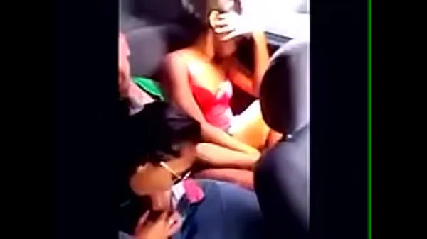 Hotte Crash in the car nye videoer