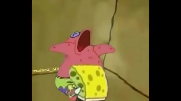 حار Squid catch SpongeBob helping Patrick star with hidden feeding مقاطع فيديو جديدة