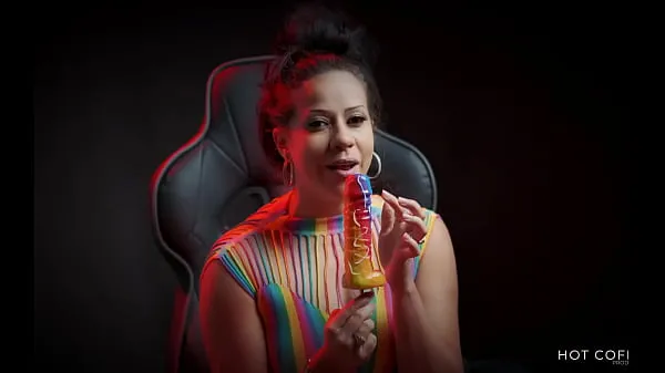 Sexy Latina sucks huge dick shaped lollipop and makes you cum with her dirty talk Video baru yang populer