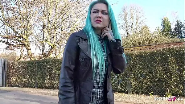 Καυτά GERMAN SCOUT - GREEN HAIR GIRL TALK TO FUCK FOR CASH AT REAL PICK UP CASTING νέα βίντεο