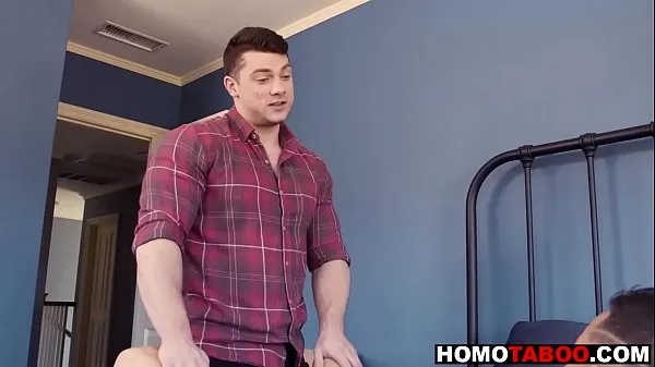 Hot Gay step-brother fucked my virgin ass วิดีโอใหม่