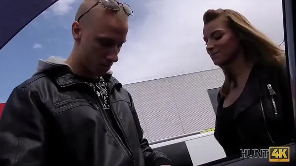 Populaire HUNT4K. Poor couple needs cash for shopping and hunter is ready to pay nieuwe video's