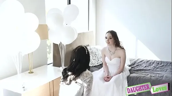 Jazmin Luv, Hazel Moore In An Orgy Before The Marriage Video baru yang populer