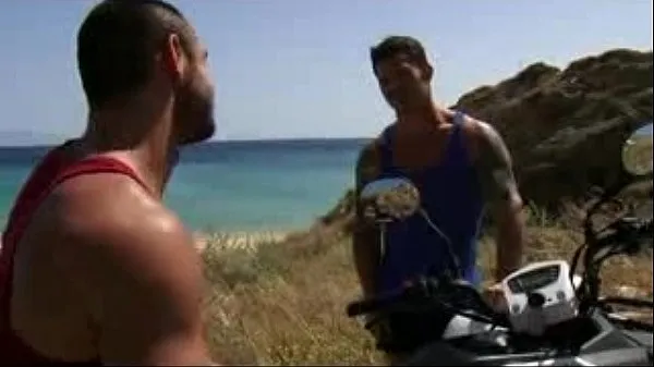 Vroči Fucked on the beachnovi videoposnetki