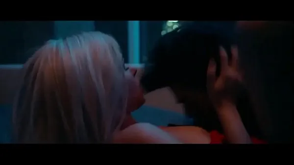 Hot 365 days - Porn song วิดีโอใหม่
