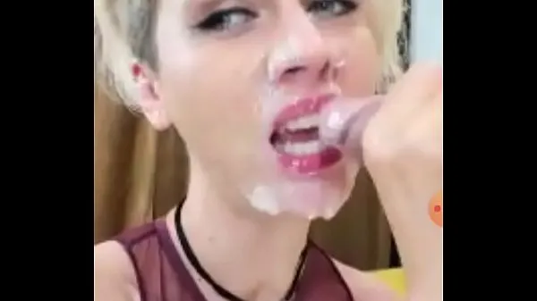 Populaire White girl Loves Sloppy DeepThroat MilkyBabes nieuwe video's