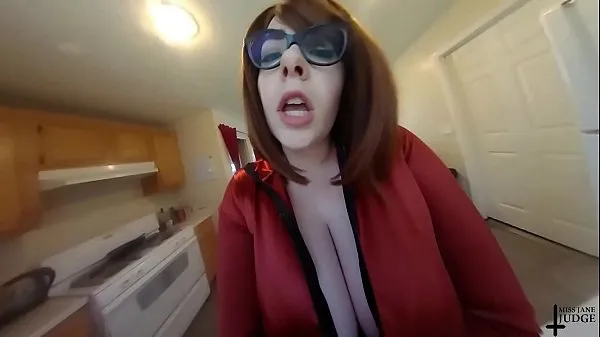 Hot Unaware Giantess Searches for Lost Tiny Man Boob s new Videos